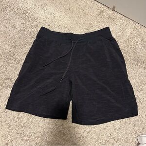Men’s black lululemon shorts